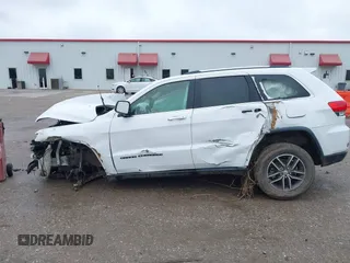 2017 Jeep Grand Cherokee Limited z VIN 1C4RJEBG6HC867909, wystawiony jako IAAI lot #41944345 z przebiegiem Nie podano mil oraz . Historia ofert i sprzedaży dostępna na DreamBid. Obrazek 14.