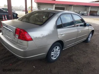 2003 Honda Civic LX with VIN 2HGES16673H537693, listed as a IAAI auction lot 41696832 with 173,842 mi miles. Bid and sale history available at carsss.com. Image 4.