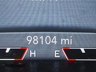 2020 Jeep Cherokee Limited with VIN 1C4PJMDX3LD531197, listed as a IAAI auction lot 42128640 with 98,104 mi miles and . Bid and sale history available at DreamBid. Image 7.