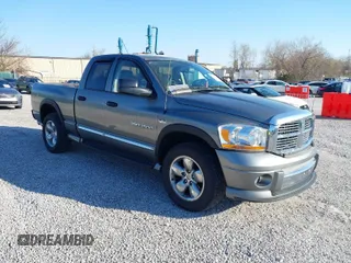 2006 Dodge Ram 1500 SLT with VIN 1D7HU18216S686569, listed as a IAAI auction lot 41833970 with 238,742 mi miles. Bid and sale history available at carsss.com. Image 1.