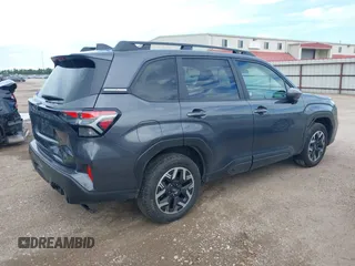 2025 Subaru Forester Premium с VIN JF2SLDDC3SH565991, выставлен на аукционе IAAI как лот 42697615 с пробегом 8 143 миль миль и . История ставок и продаж доступна на DreamBid. Изображение 4.