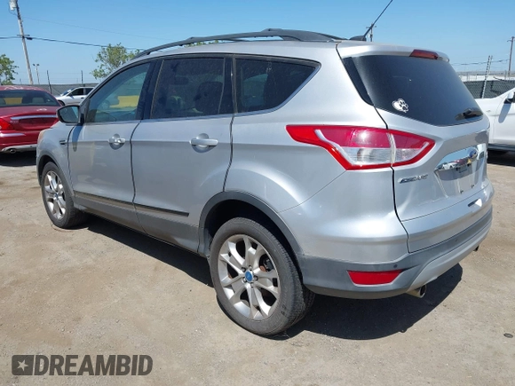 2013 Ford Escape SEL with VIN 1FMCU9HXXDUC17184, listed as a IAAI auction lot 42088020 with 63,151 mi miles. Bid and sale history available at carsss.com. Image 3.