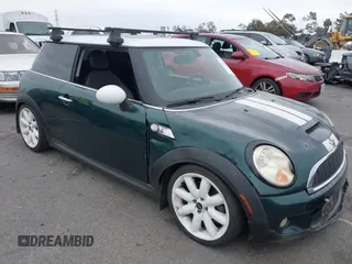 2009 MINI Hardtop S with VIN WMWMF735X9TT94065, listed as a IAAI auction lot 42183487 with 141,746 mi miles and . Bid and sale history available at DreamBid. Image 6.