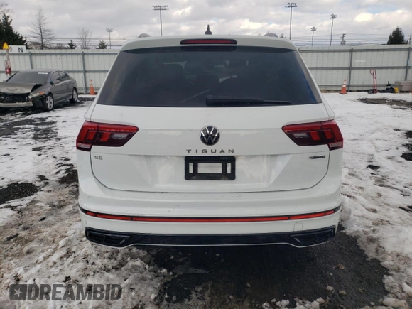 2022 Volkswagen Tiguan SE R-Line Black z VIN 3VV8B7AX7NM025503, wystawiony jako Copart lot #88297105 z przebiegiem 37 580 mil mil oraz Szkoda całkowita • Salvage title. Historia ofert i sprzedaży dostępna na DreamBid. Obrazek 6.