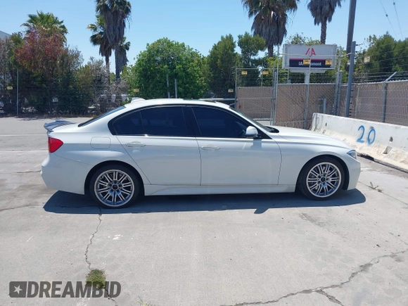 2013 BMW 3 Series 335i with VIN WBA3A9C53DF476040, listed as a IAAI auction lot 42732396 with 96,924 mi miles and . Bid and sale history available at DreamBid. Image 14.