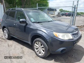 2011 Subaru Forester X Premium с VIN JF2SHADC0BH728659, выставлен на аукционе IAAI как лот 42304451 с пробегом 149 992 миль миль и . История ставок и продаж доступна на DreamBid. Изображение 1.