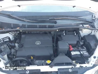 2012 Toyota Sienna XLE with VIN 5TDDK3DCXCS032344, listed as a IAAI auction lot 41205400 with 105,274 mi miles. Bid and sale history available at carsss.com. Image 10.