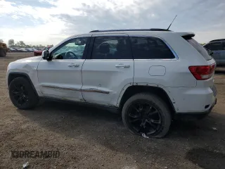 2011 Jeep Grand Cherokee Laredo z VIN 1J4RR4GG1BC506083, wystawiony jako Copart lot #58498295 z przebiegiem 122 847 mil mil oraz Czysty tytuł • Clean title. Historia ofert i sprzedaży dostępna na DreamBid. Obrazek 2.