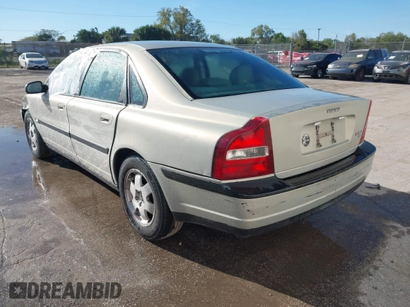 2000 Volvo S80 z VIN YV1TS94D5Y1106761, wystawiony jako IAAI lot #41736831 z przebiegiem Nie podano mil oraz . Historia ofert i sprzedaży dostępna na DreamBid. Obrazek 3.