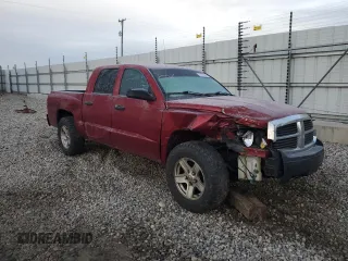 2006 Dodge Dakota ST with VIN 1D7HE28N06S523778, listed as a Copart auction lot 71536704 with 215,605 mi miles and Salvage Title. Bid and sale history available at carsss.com. Image 4.