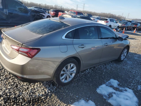 2022 Chevrolet Malibu LT with VIN 1G1ZD5ST1NF113176, listed as a Copart auction lot 41602735 with 62,509 mi miles and Salvage Title. Bid and sale history available at DreamBid. Image 3.
