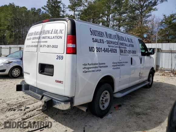 2020 GMC Savana Cargo Van with VIN 1GTW7AFG0L1247517, listed as a Copart auction lot 48102335 with 57,243 mi miles and Salvage Title. Bid and sale history available at carsss.com. Image 3.