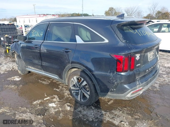 2022 Kia Sorento Hybrid EX with VIN KNDRHDLG7N5098664, listed as a IAAI auction lot 41240606 with 68,985 mi miles. Bid and sale history available at carsss.com. Image 3.