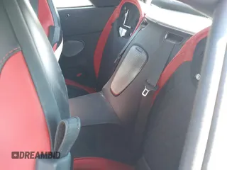 2024 Aston Martin DB12 z VIN SCFRMFGWXRGM13607, wystawiony jako IAAI lot #41380304 z przebiegiem Nie podano mil oraz . Historia ofert i sprzedaży dostępna na DreamBid. Obrazek 8.