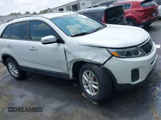 2015 Kia Sorento LX with VIN 5XYKTDA74FG632845, listed as a IAAI auction lot 42660399 with 93,386 mi miles and . Bid and sale history available at DreamBid. Image 1.
