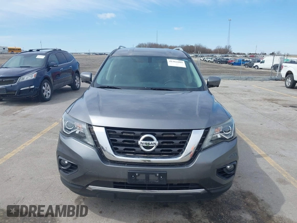 2017 Nissan Pathfinder SL with VIN 5N1DR2MM0HC639453, listed as a IAAI auction lot 41962009 with 156,776 mi miles. Bid and sale history available at carsss.com. Image 12.