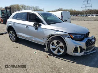 2022 Audi Q5 S line Premium Plus with VIN WA1EAAFY1N2133216, listed as a Copart auction lot 53114465 with 28,571 mi miles and Clean title. Bid and sale history available at DreamBid. Image 4.