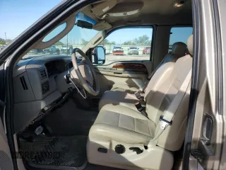 2003 Ford Super Duty F-250 XL with VIN 1FTNX20P93ED00234, listed as a Copart auction lot 72286044 with 141,880 mi miles and Salvage Title. Bid and sale history available at carsss.com. Image 7.