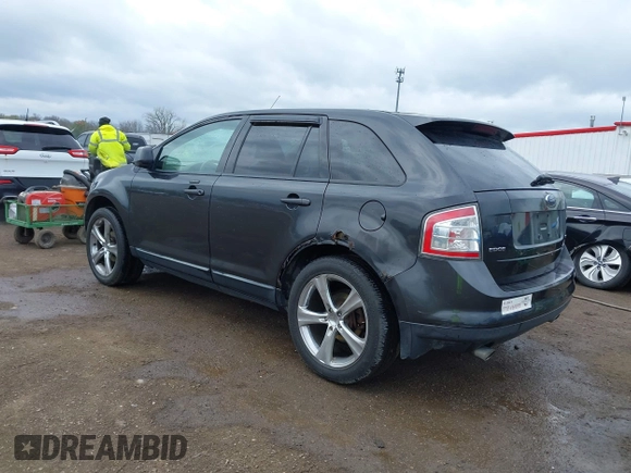 2007 Ford Edge SEL PLUS with VIN 2FMDK39C87BB64207, listed as a IAAI auction lot 42085478 with 193,252 mi miles. Bid and sale history available at carsss.com. Image 3.
