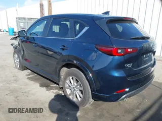 2025 Mazda CX-5 2.5 S Preferred Package with VIN JM3KFBCL0S0592986, listed as a IAAI auction lot 41721362 with 972 mi miles. Bid and sale history available at carsss.com. Image 3.