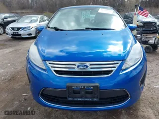 2011 Ford Fiesta SE with VIN 3FADP4BJXBM233657, listed as a IAAI auction lot 41916126 with 109,417 mi miles. Bid and sale history available at carsss.com. Image 6.