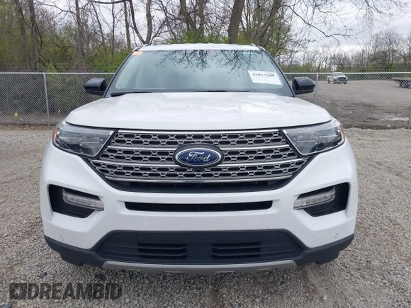 2024 Ford Explorer Limited with VIN 1FMSK8FH0RGA28427, listed as a IAAI auction lot 42017689 with 30,222 mi miles. Bid and sale history available at carsss.com. Image 12.