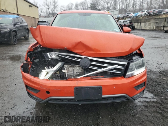 2019 Volkswagen Tiguan SE with VIN 3VV2B7AX7KM013949, listed as a Copart auction lot 51662645 with 74,039 mi miles and Salvage Title. Bid and sale history available at DreamBid. Image 5.