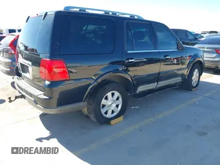 2003 Lincoln Navigator Luxury with VIN 5LMFU28R73LJ05241, listed as a IAAI auction lot 41389382 with 189,318 mi miles. Bid and sale history available at carsss.com. Image 4.