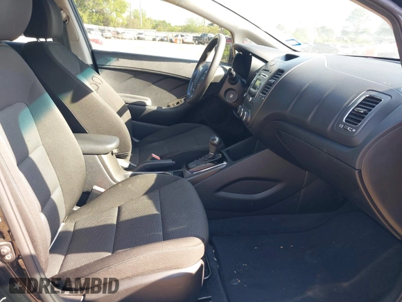 2017 Kia Forte LX with VIN 3KPFK4A76HE118046, listed as a IAAI auction lot 42004956 with 146,822 mi miles. Bid and sale history available at carsss.com. Image 5.