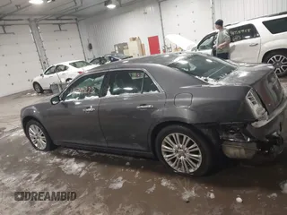 2014 Chrysler 300 C with VIN 2C3CCAKG8EH345577, listed as a IAAI auction lot 41719373 with 152,081 mi miles and . Bid and sale history available at carsss.com. Image 14.