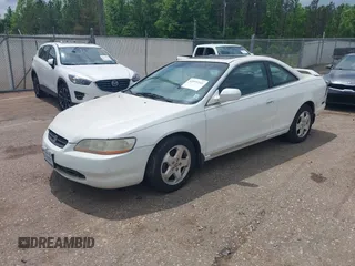2000 Honda Accord EX z VIN 1HGCG2251YA001209, wystawiony jako IAAI lot #42099260 z przebiegiem 216 112 mil mil oraz . Historia ofert i sprzedaży dostępna na DreamBid. Obrazek 2.
