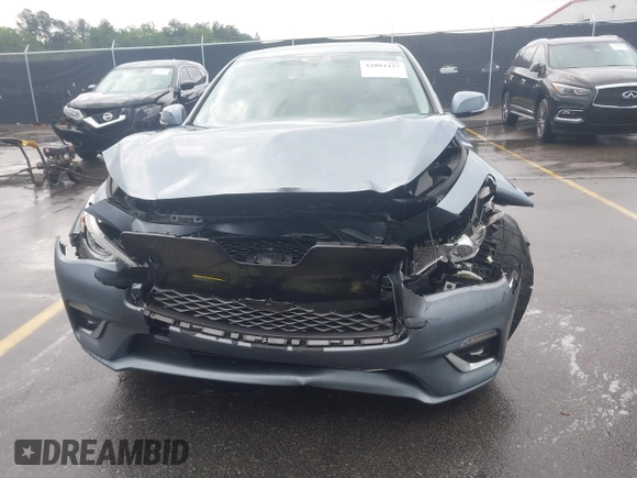 2020 Infiniti Q50 Luxe with VIN JN1EV7APXLM205739, listed as a IAAI auction lot 42084427 with 122,135 mi miles and . Bid and sale history available at DreamBid. Image 6.