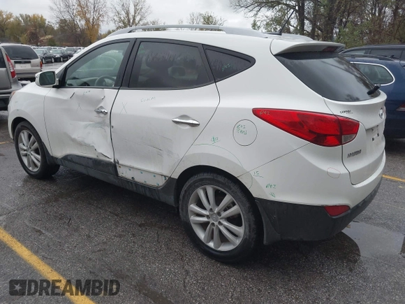 2013 Hyundai Tucson GLS with VIN KM8JU3AC4DU675511, listed as a IAAI auction lot 40765852 with 147,061 mi miles. Bid and sale history available at carsss.com. Image 3.