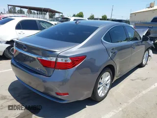 2013 Lexus ES 300h with VIN JTHBW1GG5D2028515, listed as a IAAI auction lot 42374768 with 107,737 mi miles and . Bid and sale history available at DreamBid. Image 4.
