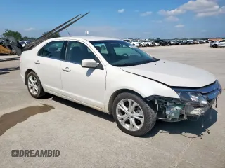 2012 Ford Fusion SE z VIN 3FAHP0HA9CR395558, wystawiony jako Copart lot #58925035 z przebiegiem 126 089 mil mil oraz Szkoda całkowita • Salvage title. Historia ofert i sprzedaży dostępna na DreamBid. Obrazek 4.