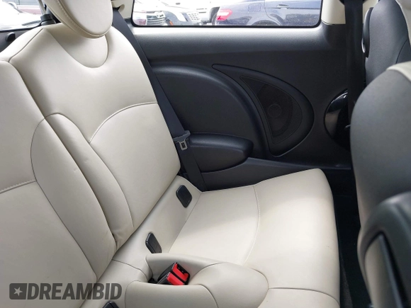 2013 MINI Hardtop with VIN WMWSU3C56DT547099, listed as a IAAI auction lot 42166823 with 138,700 mi miles and . Bid and sale history available at DreamBid. Image 8.