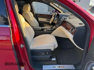 2017 Bentley Bentayga W12 z VIN SJAAC2ZV1HC014037, wystawiony jako Copart lot #54799655 z przebiegiem 36 099 mil mil oraz Szkody całkowita. Historia ofert i sprzedaży dostępna na DreamBid. Obrazek 7.