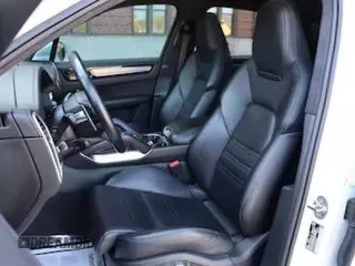2021 Porsche Cayenne Turbo z VIN WP1AF2AY8MDA36017, wystawiony jako Copart lot #58531035 z przebiegiem 39 254 mil mil oraz Czysty tytuł • Clean title. Historia ofert i sprzedaży dostępna na DreamBid. Obrazek 7.