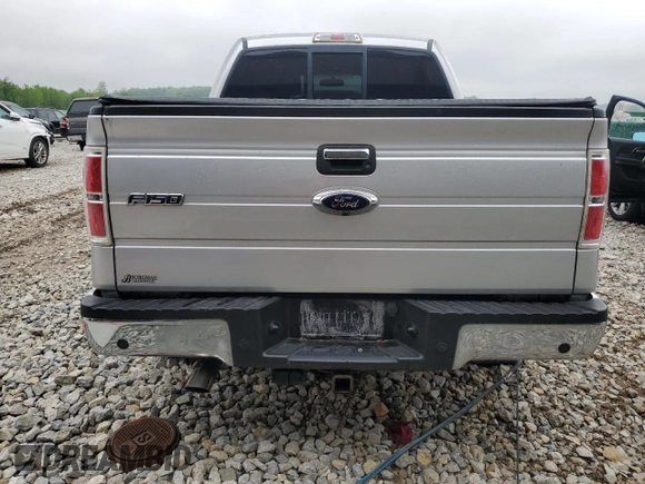 2014 Ford F-150 XL z VIN 1FTFW1ET6EFA60029, wystawiony jako Copart lot #58087755 z przebiegiem 127 953 mil mil oraz Czysty tytuł • Clean title. Historia ofert i sprzedaży dostępna na DreamBid. Obrazek 6.