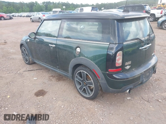 2011 MINI Clubman S z VIN WMWZG3C56BTY37202, wystawiony jako IAAI lot #42346839 z przebiegiem 112 391 mil mil oraz . Historia ofert i sprzedaży dostępna na DreamBid. Obrazek 3.