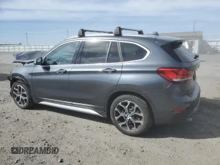2021 BMW X1 xDrive28i with VIN WBXJG9C09M5U35384, listed as a Copart auction lot 53381575 with 46,736 mi miles and Salvage Title. Bid and sale history available at carsss.com. Image 2.