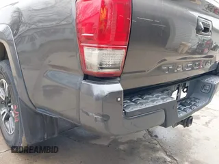 2017 Toyota Tacoma SR5 with VIN 3TMCZ5AN3HM113332, listed as a IAAI auction lot 41757467 with 199,846 mi miles. Bid and sale history available at carsss.com. Image 20.