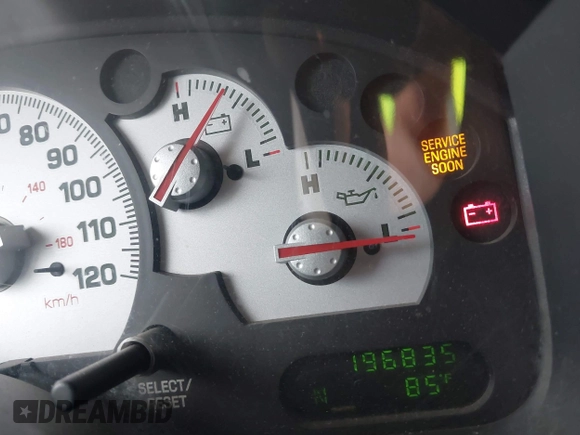 2002 Mercury Mountaineer z VIN 4M2ZU66E72ZJ21747, wystawiony jako IAAI lot #42656153 z przebiegiem 196 835 mil mil oraz . Historia ofert i sprzedaży dostępna na DreamBid. Obrazek 7.