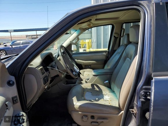 2002 Mercury Mountaineer z VIN 4M2ZU86E22ZJ31341, wystawiony jako Copart lot #73288364 z przebiegiem Nie podano mil oraz Szkody całkowita. Historia ofert i sprzedaży dostępna na DreamBid. Obrazek 7.