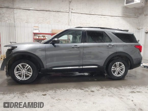 2023 Ford Explorer XLT with VIN 1FMSK8DH6PGB44473, listed as a IAAI auction lot 42217758 with 31,978 mi miles and . Bid and sale history available at carsss.com. Image 15.
