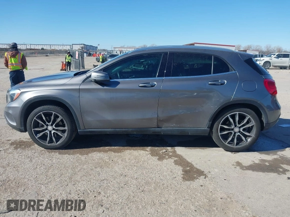 2017 Mercedes-Benz GLA 250 z VIN WDCTG4EB9HJ298171, wystawiony jako IAAI lot #41410558 z przebiegiem 85 375 mil mil oraz . Historia ofert i sprzedaży dostępna na DreamBid. Obrazek 14.