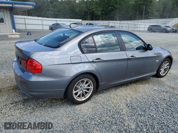 2010 BMW 3 Series 328i xDrive z VIN WBAPK5C56AA647752, wystawiony jako Copart lot #64165885 z przebiegiem 97 797 mil mil oraz Szkoda całkowita • Salvage title. Historia ofert i sprzedaży dostępna na DreamBid. Obrazek 3.
