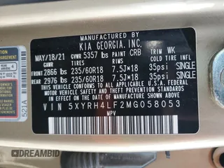 2021 Kia Sorento EX z VIN 5XYRH4LF2MG058053, wystawiony jako Copart lot #43951065 z przebiegiem 86 462 mil mil oraz Szkoda całkowita • Salvage title. Historia ofert i sprzedaży dostępna na DreamBid. Obrazek 13.