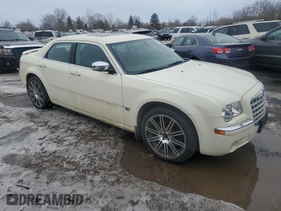 2005 Chrysler 300 with VIN 2C3AA63H85H635805, listed as a Copart auction lot 47992375 with 183,035 mi miles and Salvage Title. Bid and sale history available at carsss.com. Image 4.