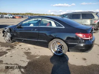 2014 Mercedes-Benz E 350 z VIN WDDKJ8JB3EF287168, wystawiony jako Copart lot #42331905 z przebiegiem 93 906 mil mil oraz Szkoda całkowita • Salvage title. Historia ofert i sprzedaży dostępna na DreamBid. Obrazek 2.